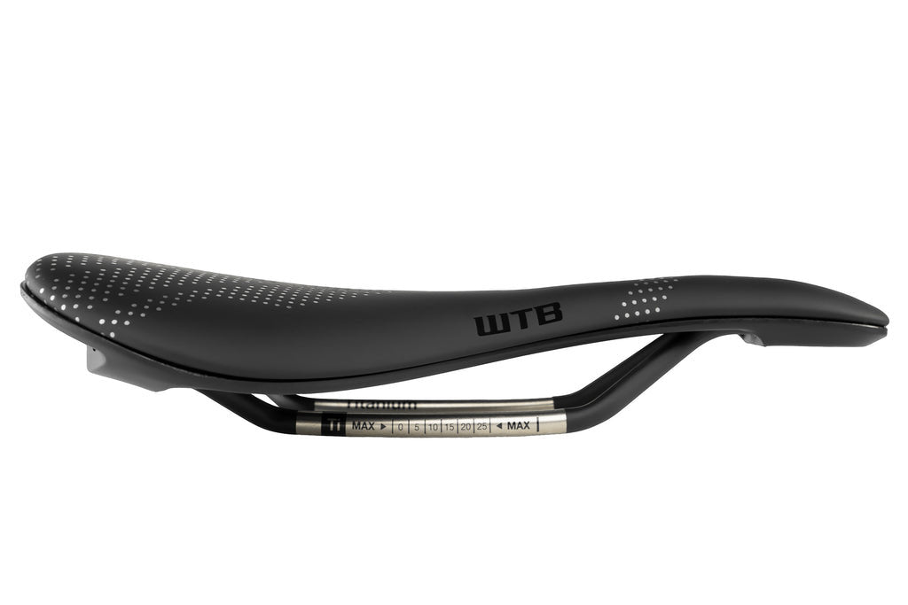 Gravelier Medium Fusion Form Cromoly Black Saddle